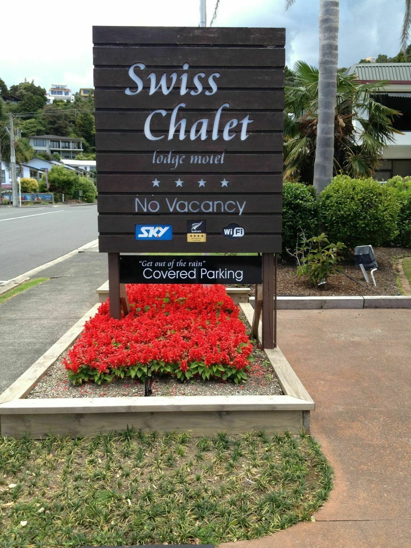 Swiss Chalet Lodge Motel Paihia Exterior foto